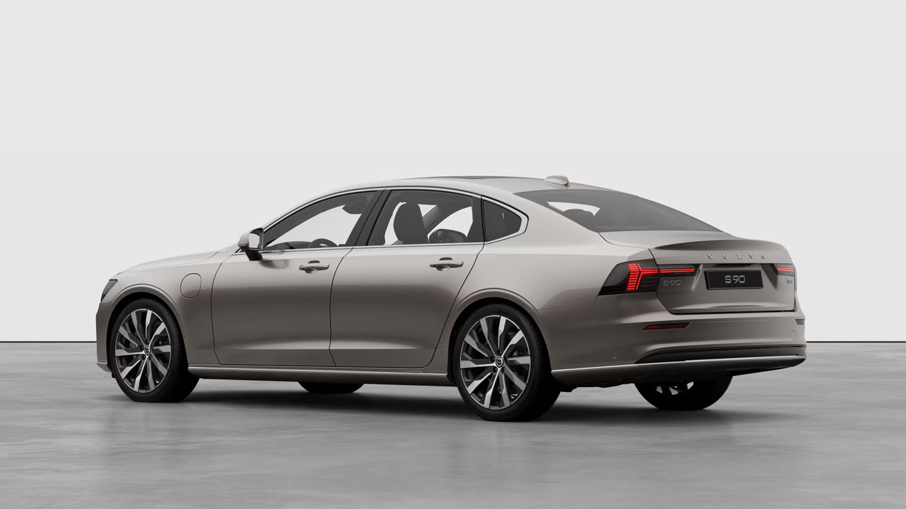volvo-s90-plug-in-hybrid-251123-c01s